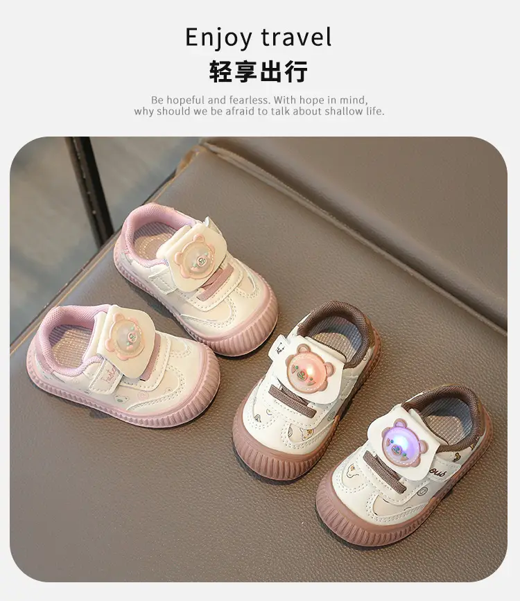 Boys' Light-Up Leather Toddler Shoes Autum New 0-1-2 Year Old Female Baby Soft Sole Shoes Baby Shoes for Kidsren — feature 1