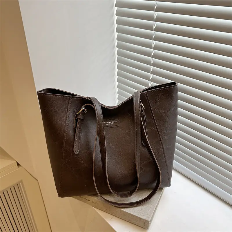 Brown Leather Shoulder Bag for Women Large Capacity - Image 3