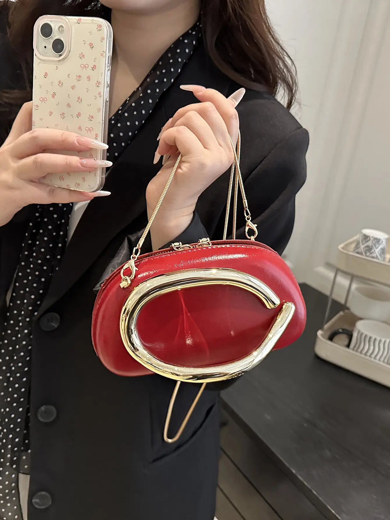 2025 Red Crossbody Bag Women's New Trendy Metal Hardware Personalized Dinner Chain Shoulder Clutch Women's Bag - Image 7