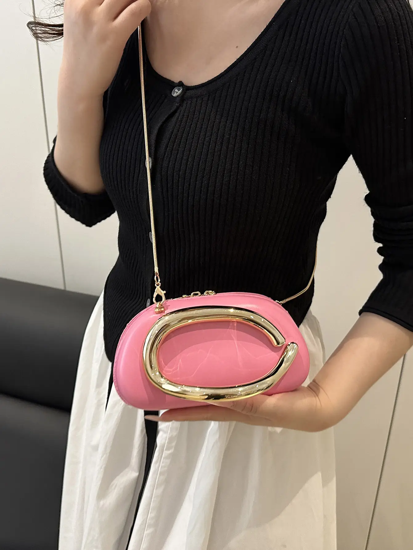 2025 Red Crossbody Bag Women's New Trendy Metal Hardware Personalized Dinner Chain Shoulder Clutch Women's Bag - Image 9