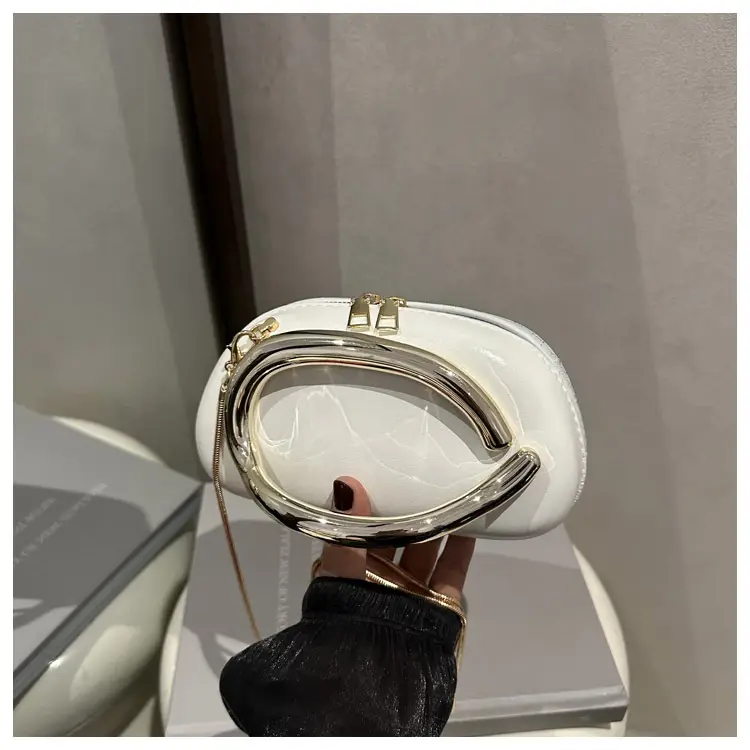 2025 Red Crossbody Bag Women's New Trendy Metal Hardware Personalized Dinner Chain Shoulder Clutch Women's Bag — feature 46