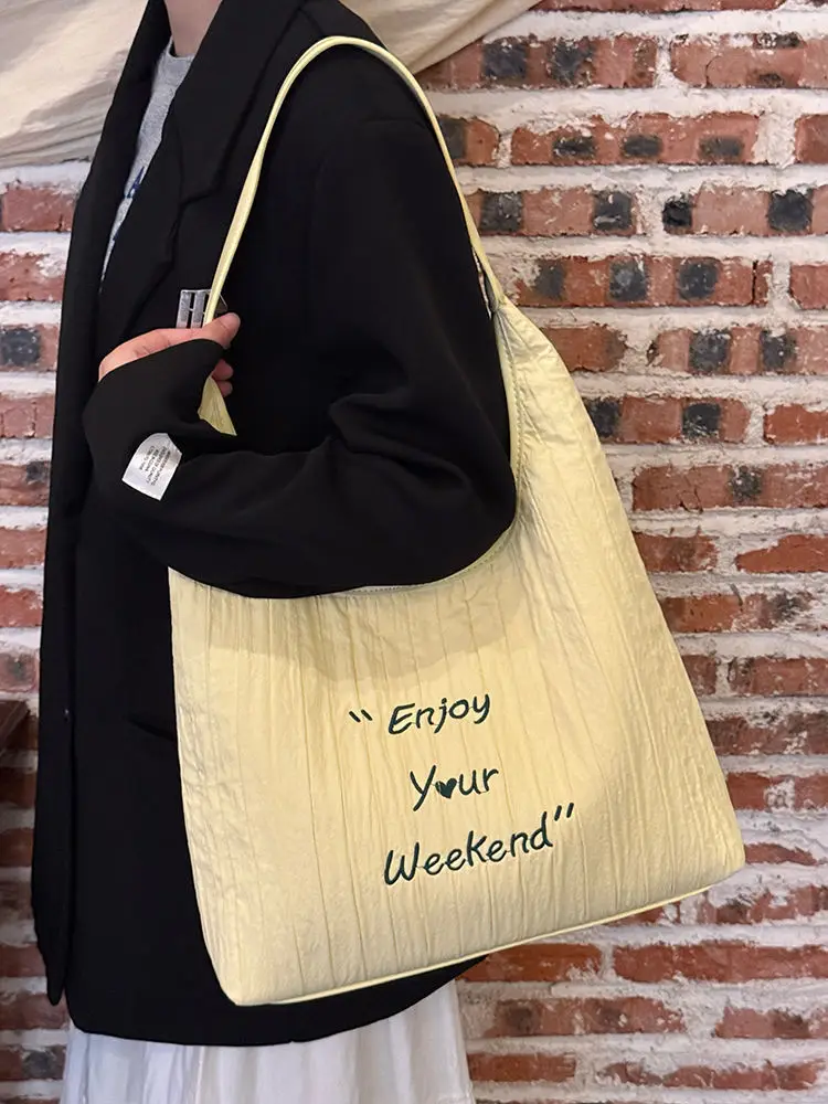 New Large Capacity Letter Embroidered Canvas Bag for Women — feature 17