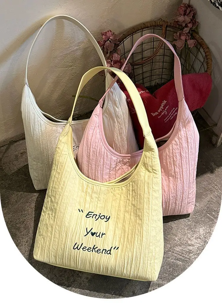 New Large Capacity Letter Embroidered Canvas Bag for Women — feature 2