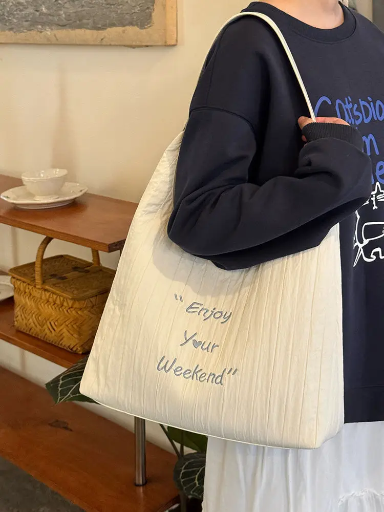 New Large Capacity Letter Embroidered Canvas Bag for Women — feature 21