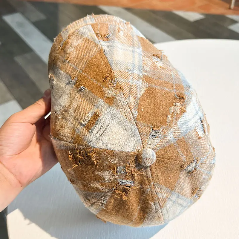Vintage Plaid Duckbill Cap for Women Reversible — feature 11