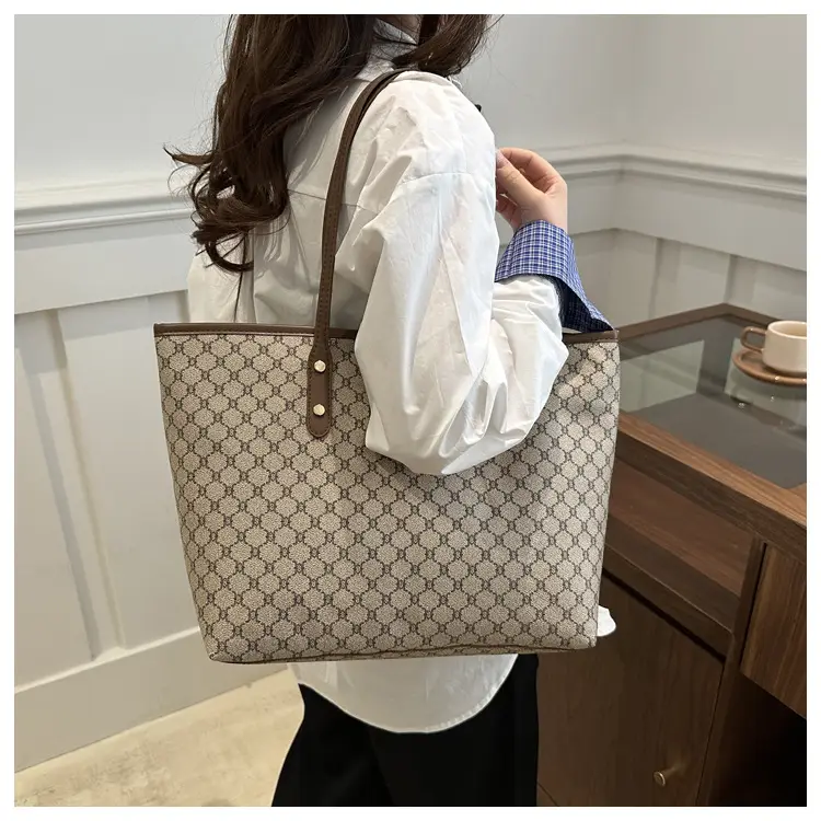 Retro Women's Shoulder Bag Large Capacity 2025 — feature 16