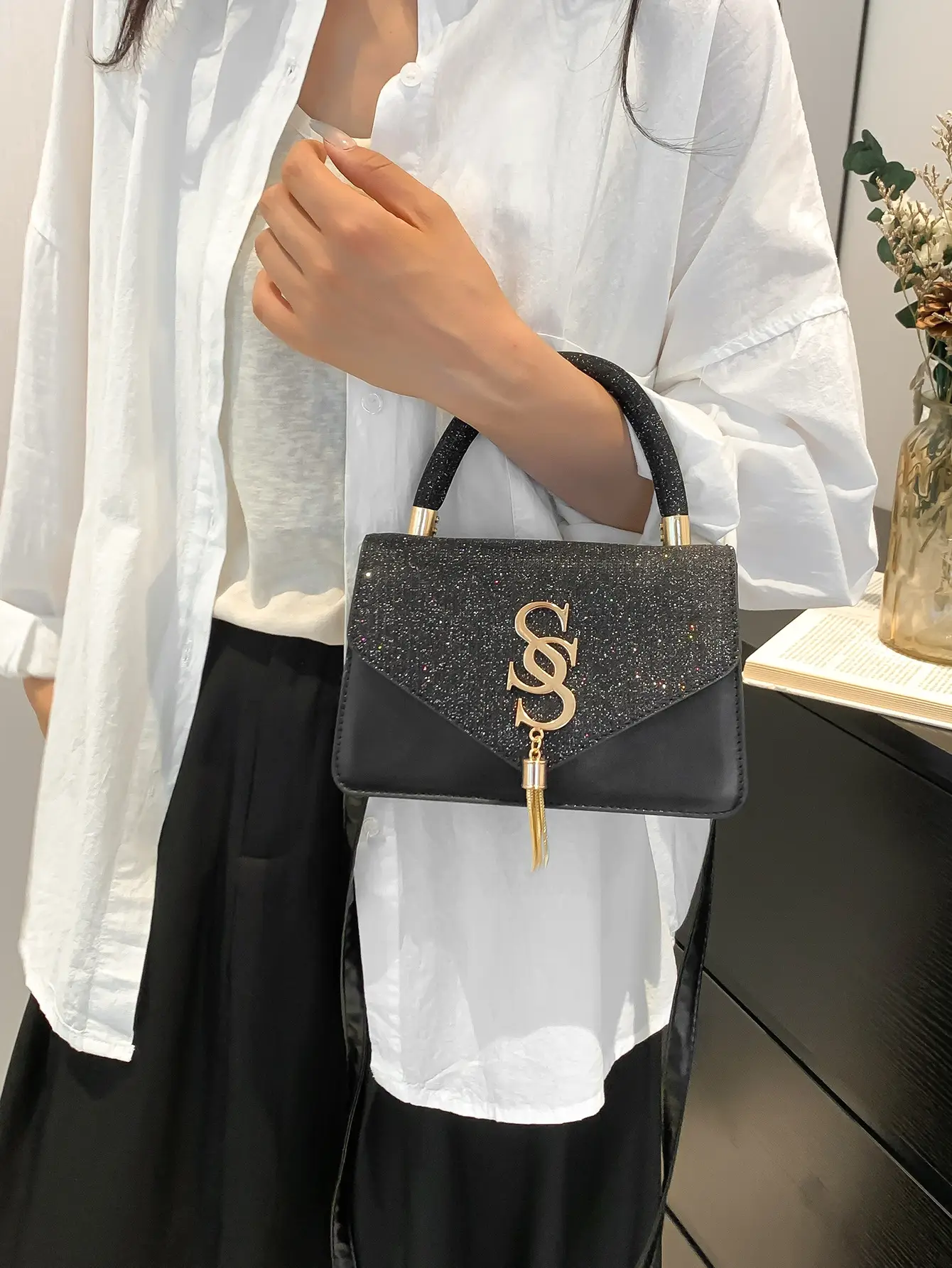 Women Sequined Crossbody Bag Blue White Gold Logo 2026 - Image 8