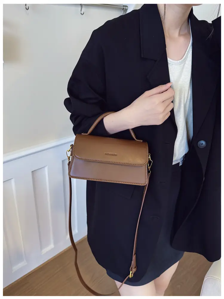 Retro Brown Women's Satchel Bag 2025 — feature 12