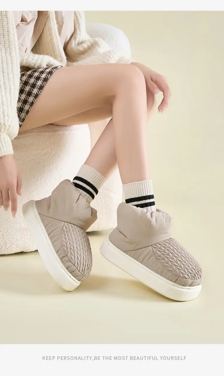 High-Top Cotton Slippers for Women in Winter, Warm Home Indoor, Silent, Cold-Proof, Anti-Slip, Ultra-Thick Outer Wear Cotton Shoes for Couples in Autumn and Winter — feature 2