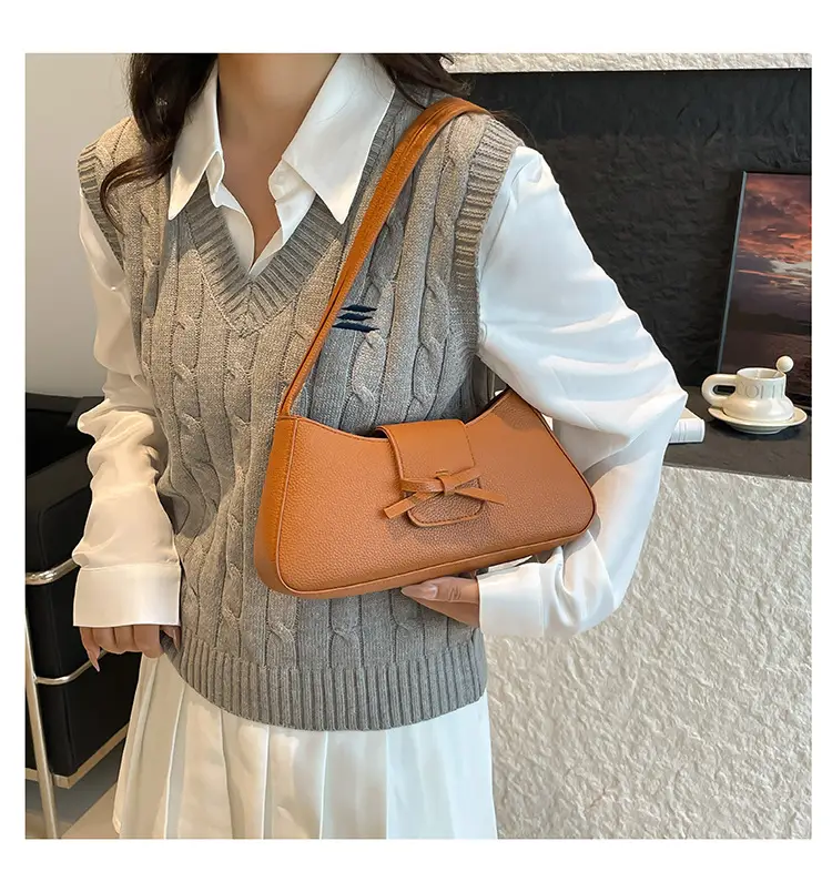 Green Nylon Shoulder Bag for Women 2025 Summer — feature 10