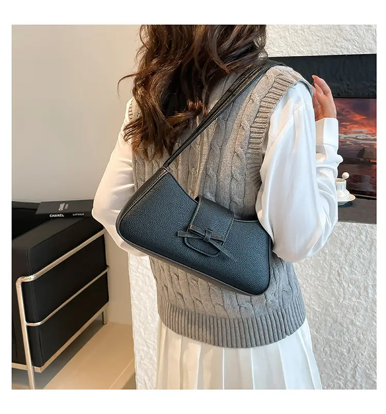 Green Nylon Shoulder Bag for Women 2025 Summer — feature 11