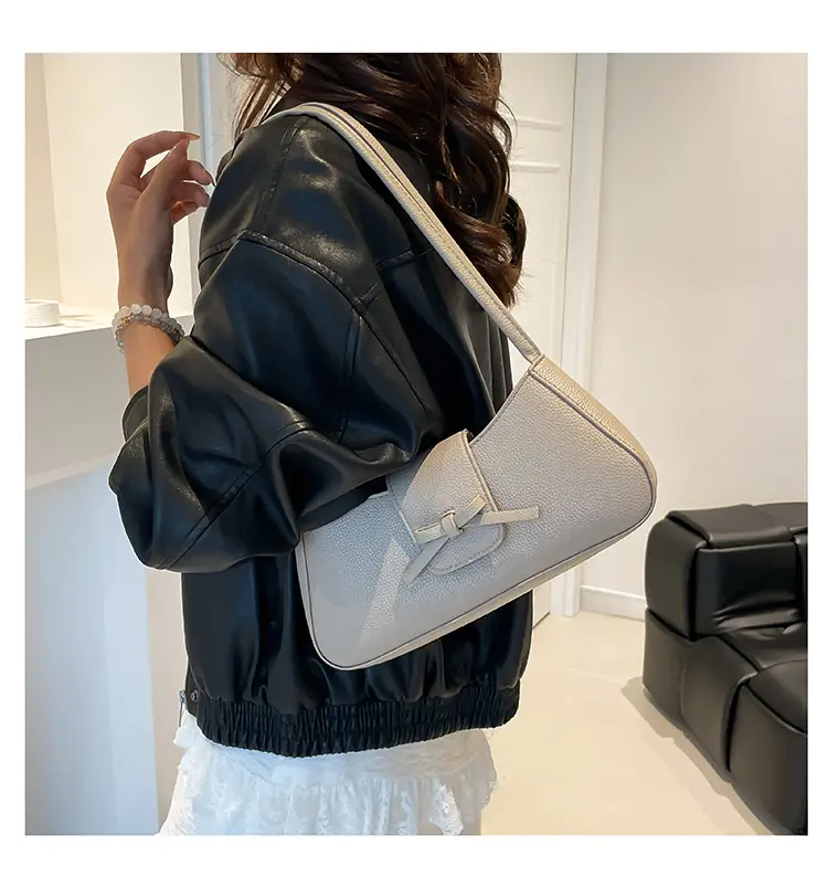 Green Nylon Shoulder Bag for Women 2025 Summer — feature 16
