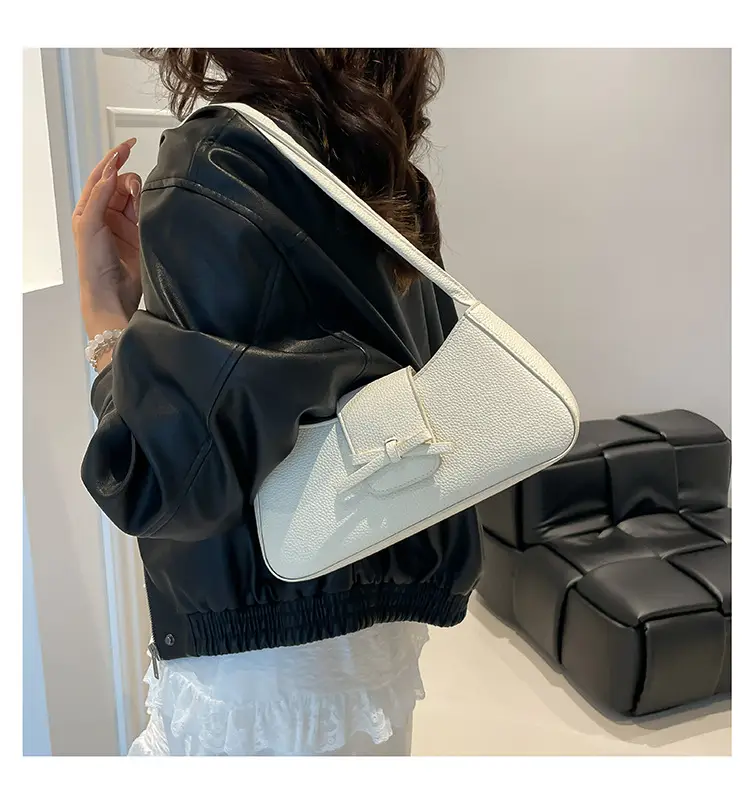 Green Nylon Shoulder Bag for Women 2025 Summer — feature 17