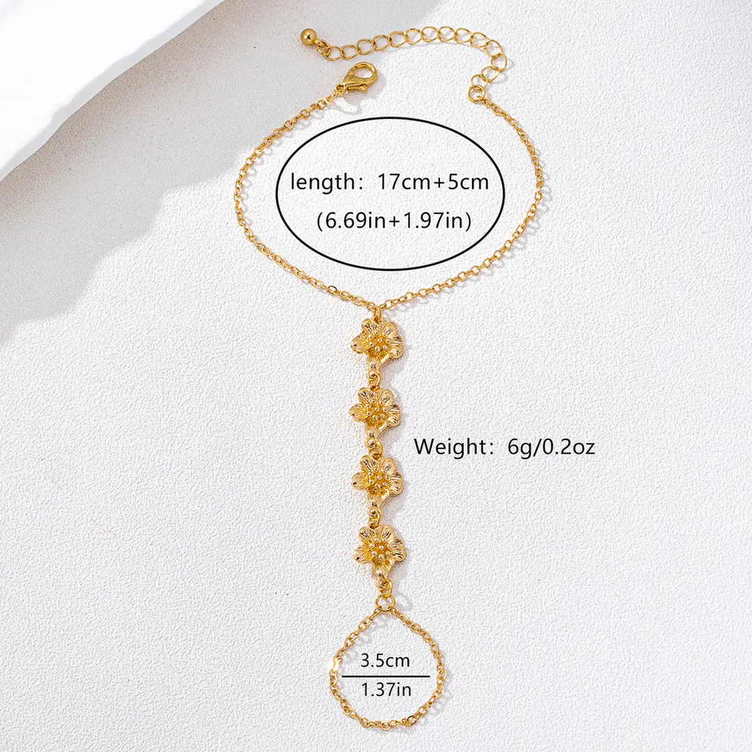 1 Elegant and Fashionable Metal Pleated Flower Finger Chain for Women's Banquet Party Clothing with Stud Flower Finger Chain