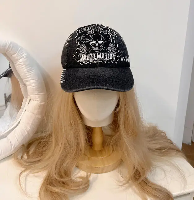 Men's Korean Style Denim Skull Cap with English Embroidery — feature 2