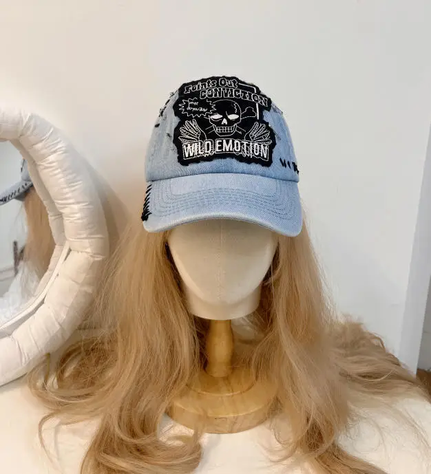 Men's Korean Style Denim Skull Cap with English Embroidery — feature 3