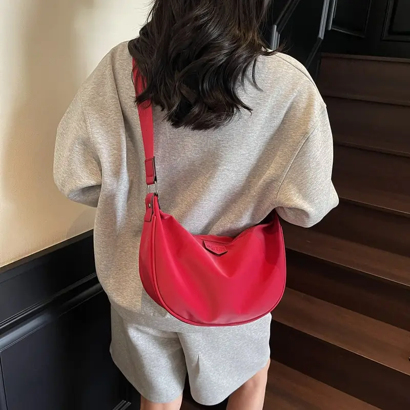 New Stylish Women's Bag Cream 2025 Casual Travel Crossbody - Image 5
