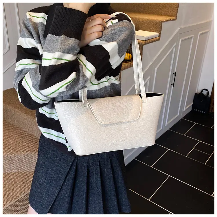 Women Pebbled Leather Tote Bag with Matching Small Shoulder Bag 2026 — feature 12