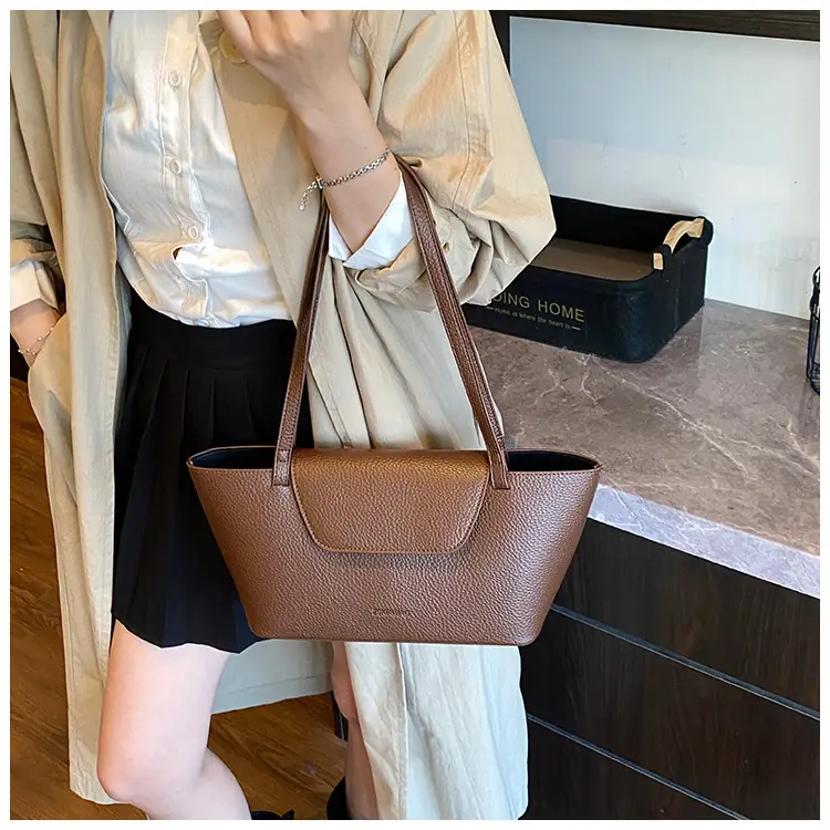 Women Pebbled Leather Tote Bag with Matching Small Shoulder Bag 2026 — feature 15
