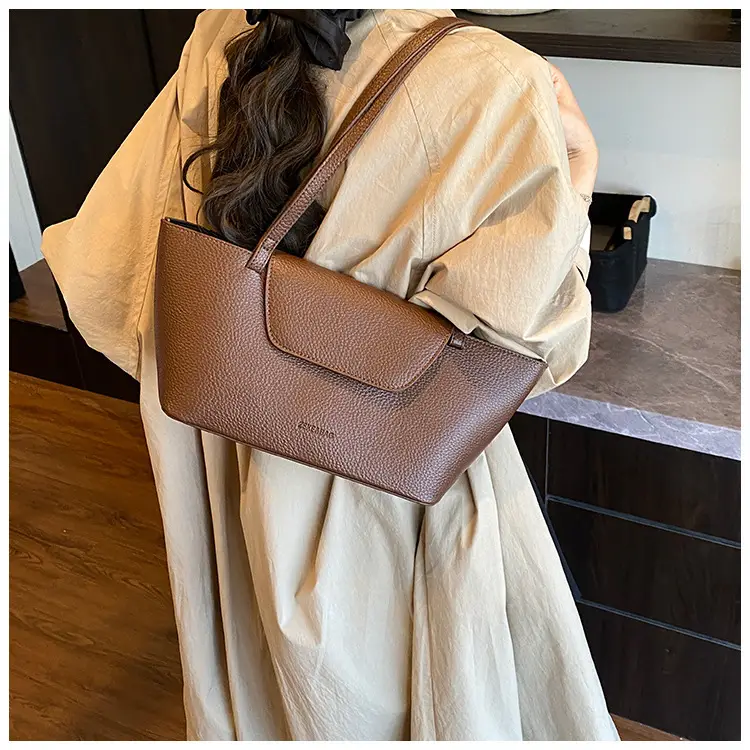 Women Pebbled Leather Tote Bag with Matching Small Shoulder Bag 2026 — feature 16