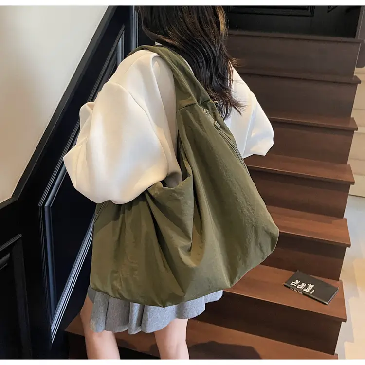 Cross-Border Canvas Large Capacity Commuter Bag Women — feature 6