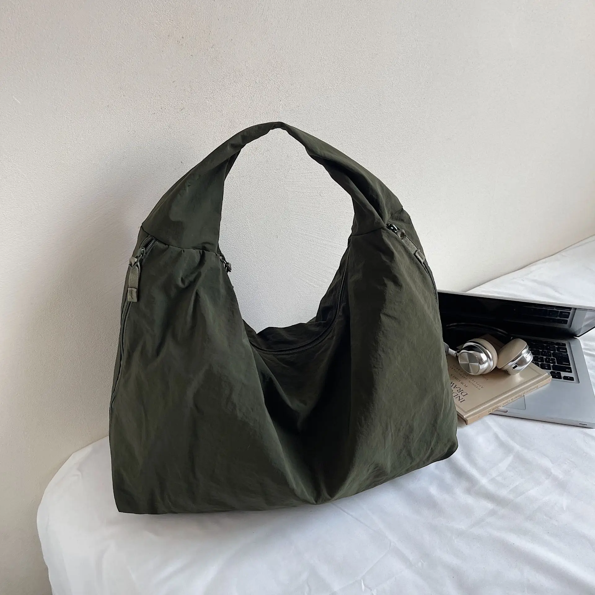 Cross-Border Canvas Large Capacity Commuter Bag Women - Image 4