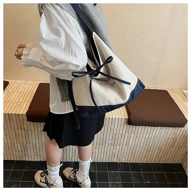Women's Large Capacity Cloth Shoulder Bag Korean Style — feature 11