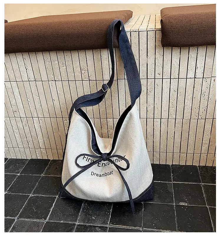 Women's Large Capacity Cloth Shoulder Bag Korean Style — feature 3