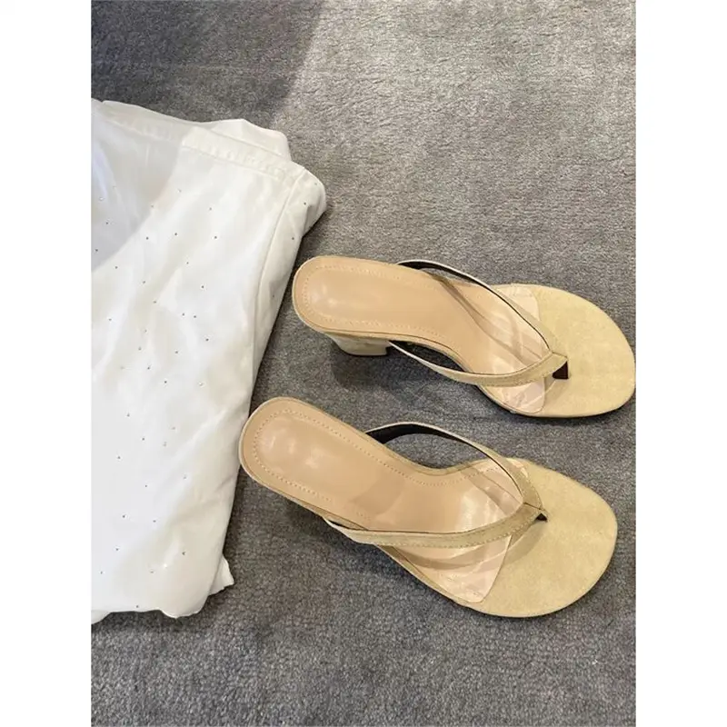 Women's Flip-Flops for Outdoor Wear, 2026 New Summer Model, Red Thong-Toe Sandals with Tapered Chunky Heels, Niche High-End Sandals for Women - Image 5