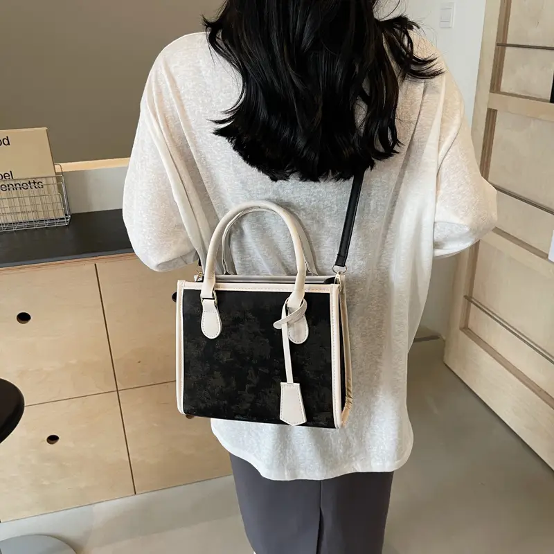 Women 2024 New Large Capacity Commuter Bag Shoulder Bag Tote - Image 7