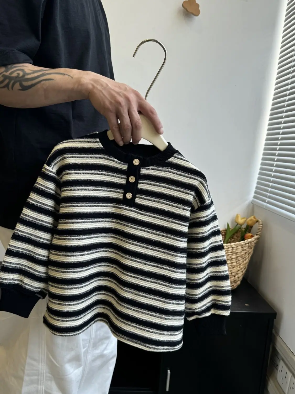 2025 Girls Striped Long Sleeve T-Shirt Set Black White — feature 8