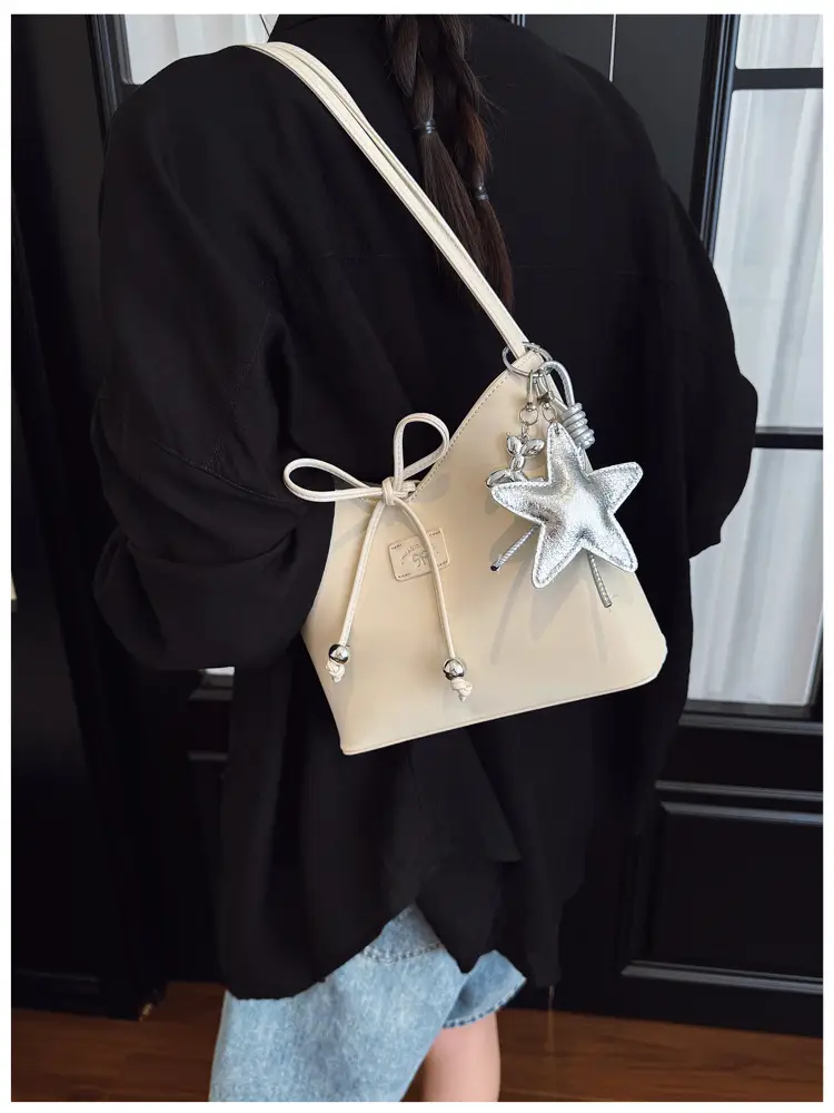 Silver High-End Women's Shoulder Bag 2025 — feature 22