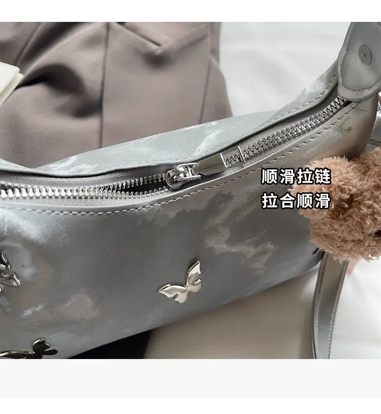 Transparent Butterfly Bag with Bear Charm — feature 7