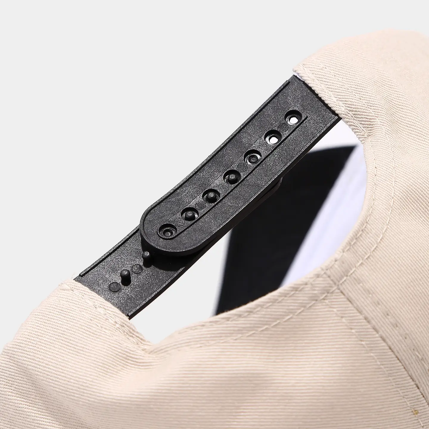 2025 Autumn Letter Patchwork Baseball Cap Beige Blue Men Women — feature 6