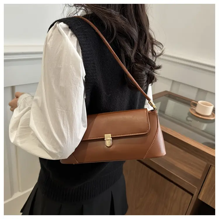 Retro Texture Armpit Bag Women 2025 Summer — feature 15