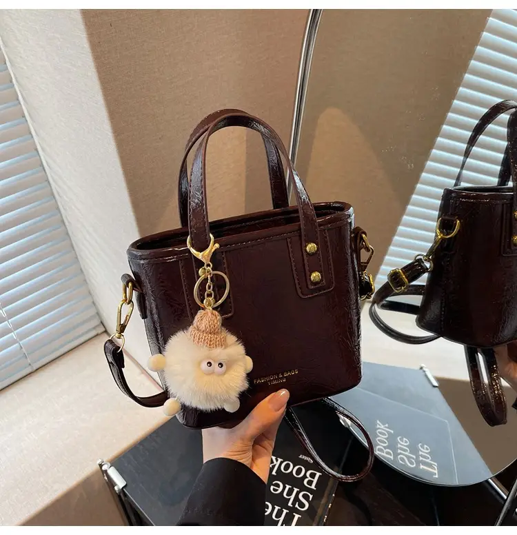 Black Embossed Crossbody Bag for Women 2025 — feature 9