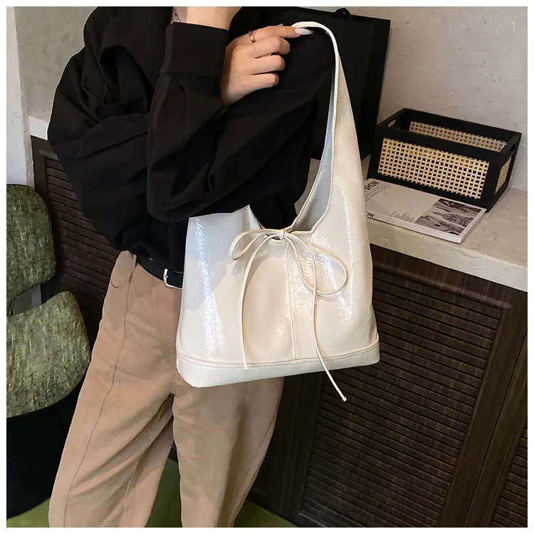 Red Bow Tote Bag for Women Leather Shoulder Bag — feature 8