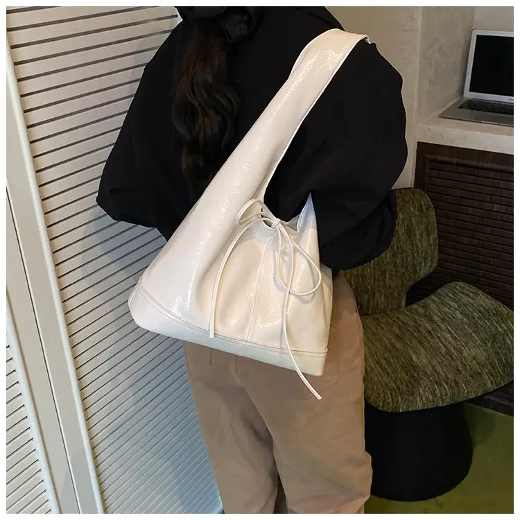 Red Bow Tote Bag for Women Leather Shoulder Bag — feature 9
