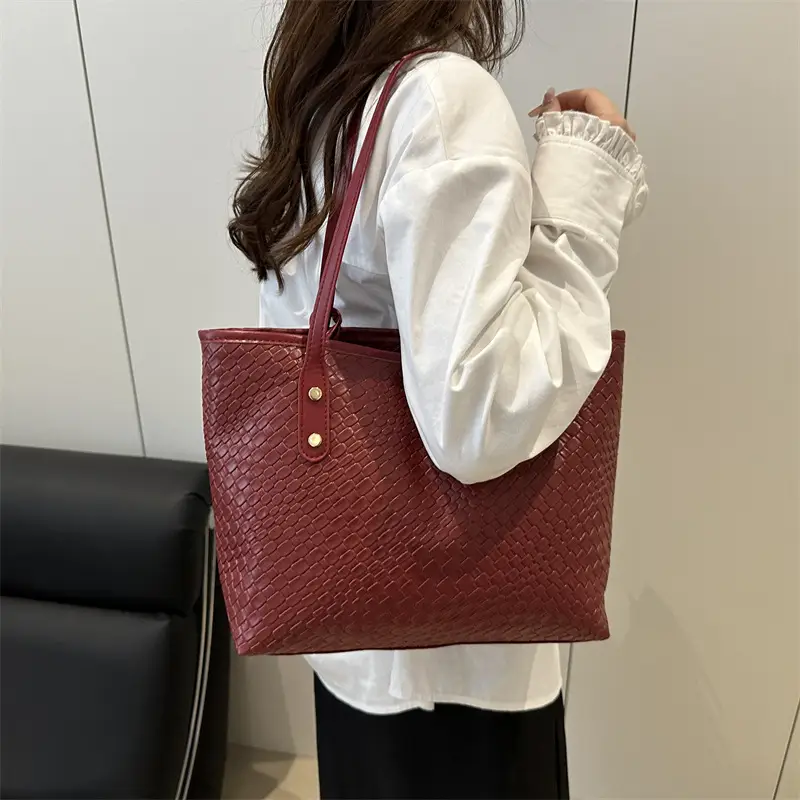 White Korean Style Large Capacity Shoulder Bag 2025 - Image 6