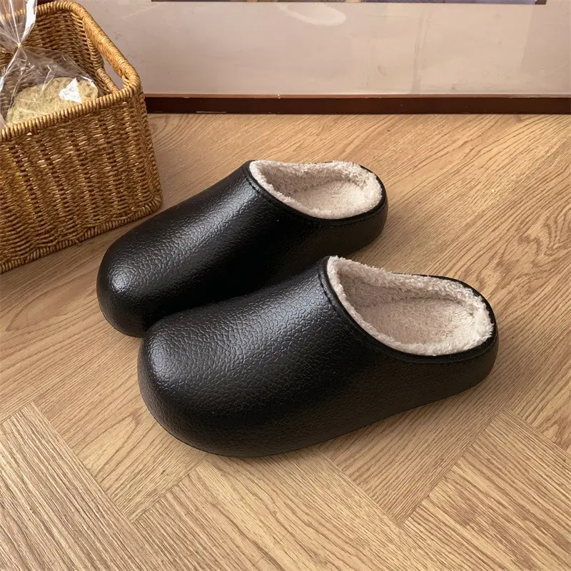 Women Winter Soft Slipper Green Bear Shape - Image 8