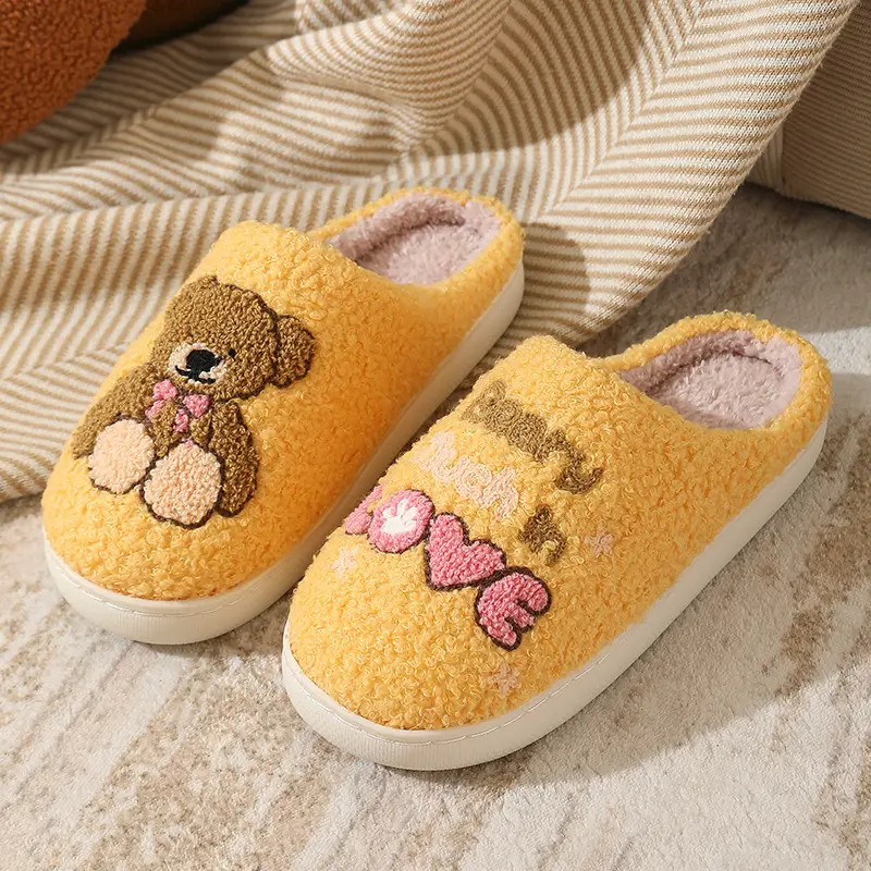 Cross-Border New Style Comfortable Home Warm Winter Cartoon Embroidered Bear Cotton Slippers for Men and Women Couples Indoor Cotton Slippers - Image 3