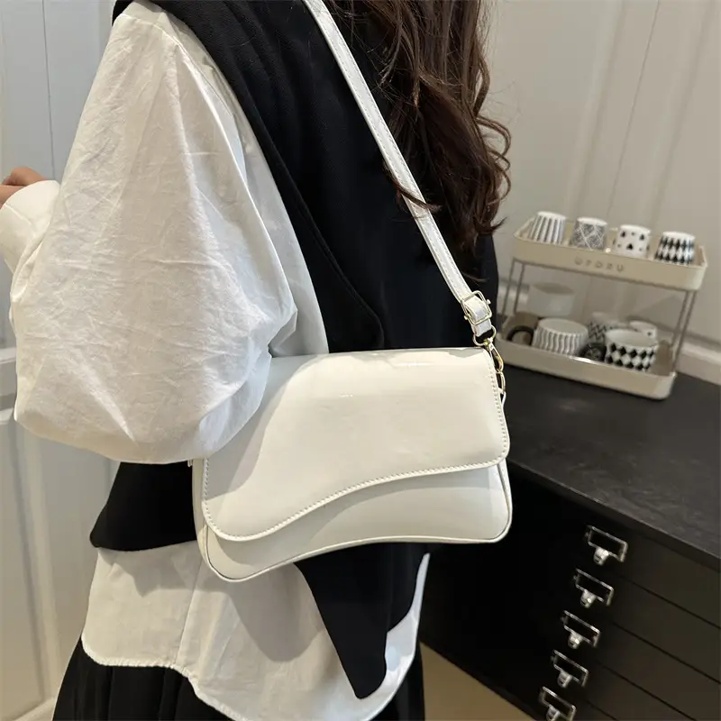 Glossy Patent Leather Crossbody Bag for Women Maroon 2025 - Image 6