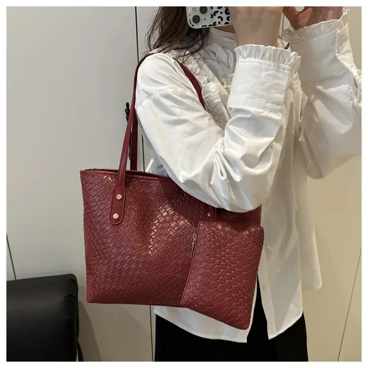 Women Retro Woven Tote Bag Large Capacity Red — feature 11