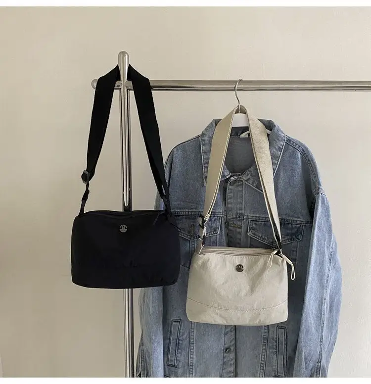 Lightweight Three-Layer Women's Crossbody Bag — feature 11