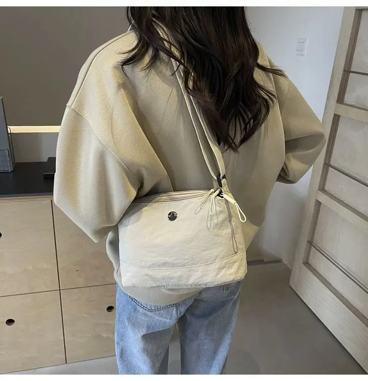 Lightweight Three-Layer Women's Crossbody Bag — feature 20
