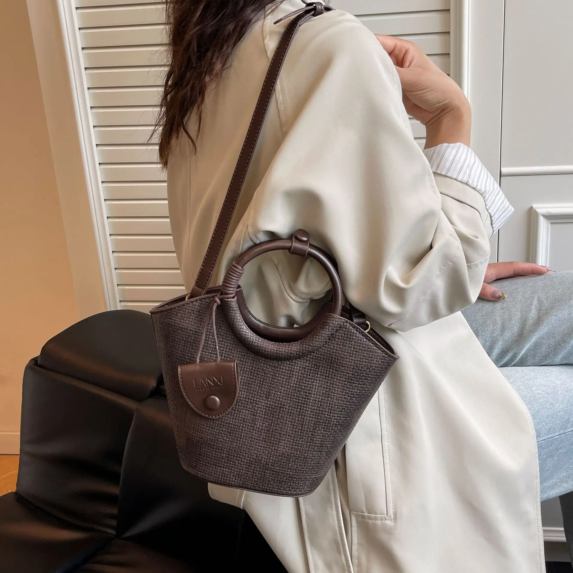 Black Woven Bucket Bag for Women Crossbody Shoulder — feature 15