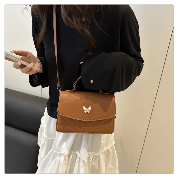 Women's Retro Casual Butterfly Shoulder Bag Brown — feature 20