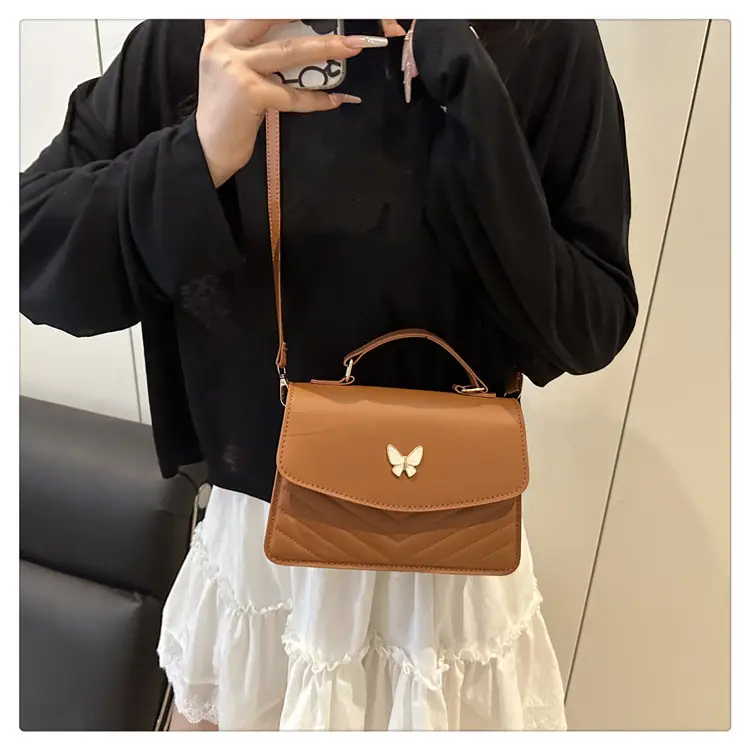 Women's Retro Casual Butterfly Shoulder Bag Brown — feature 21