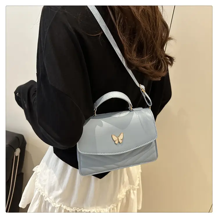Women's Retro Casual Butterfly Shoulder Bag Brown — feature 24