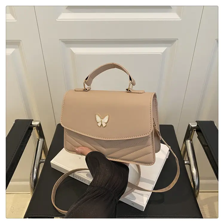 Women's Retro Casual Butterfly Shoulder Bag Brown — feature 33